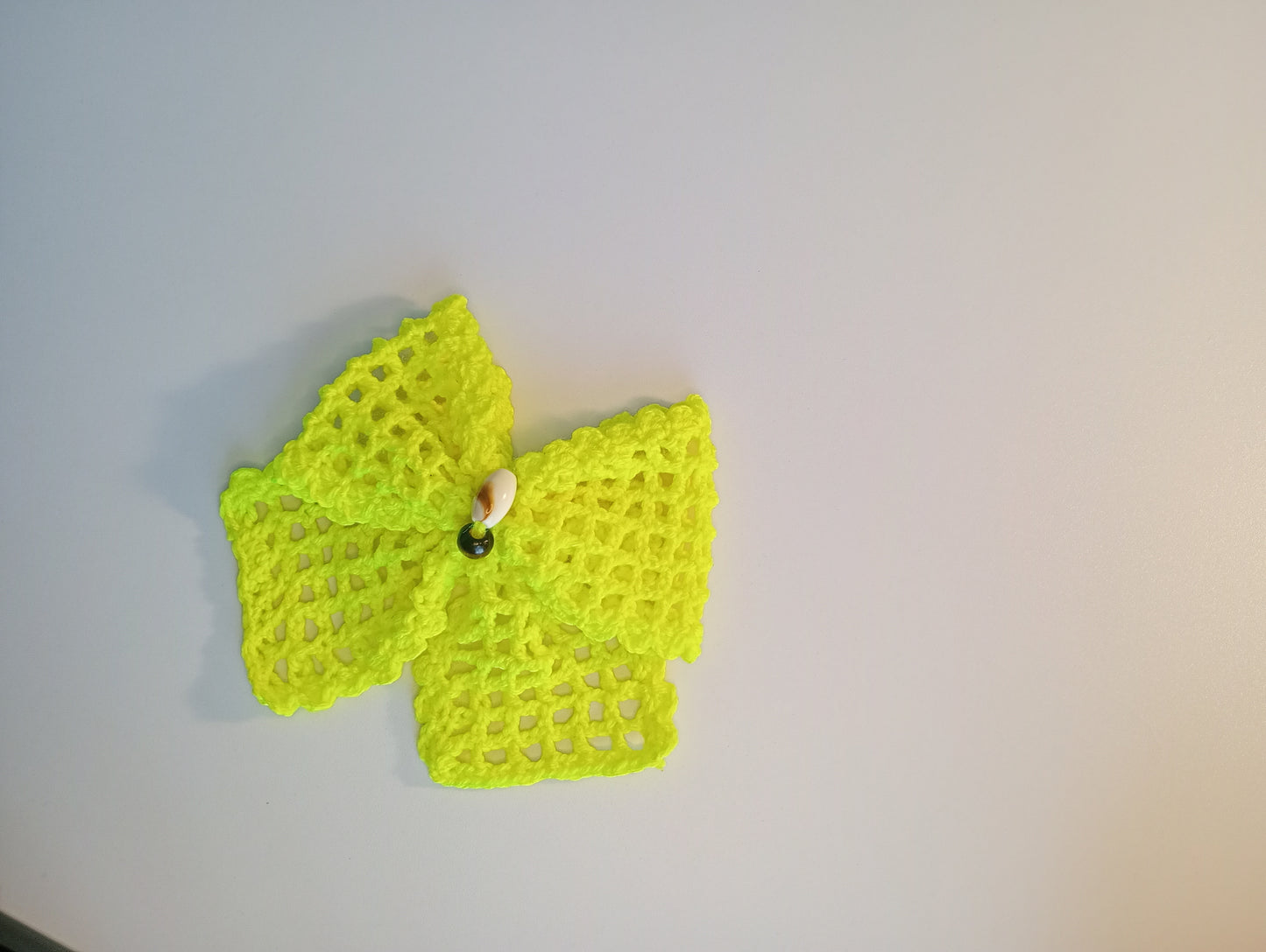 Crochet Mesh Hair Bow Clip. (Decorated with beads).