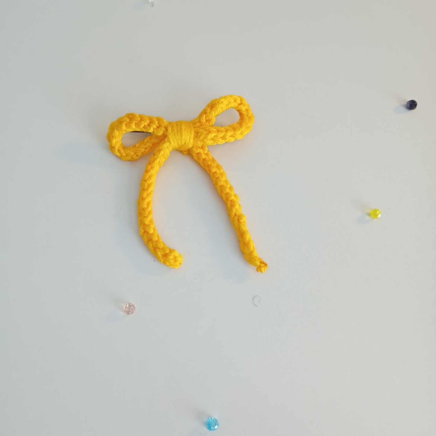 (Mini) String Crochet Hair Bow with Clip.