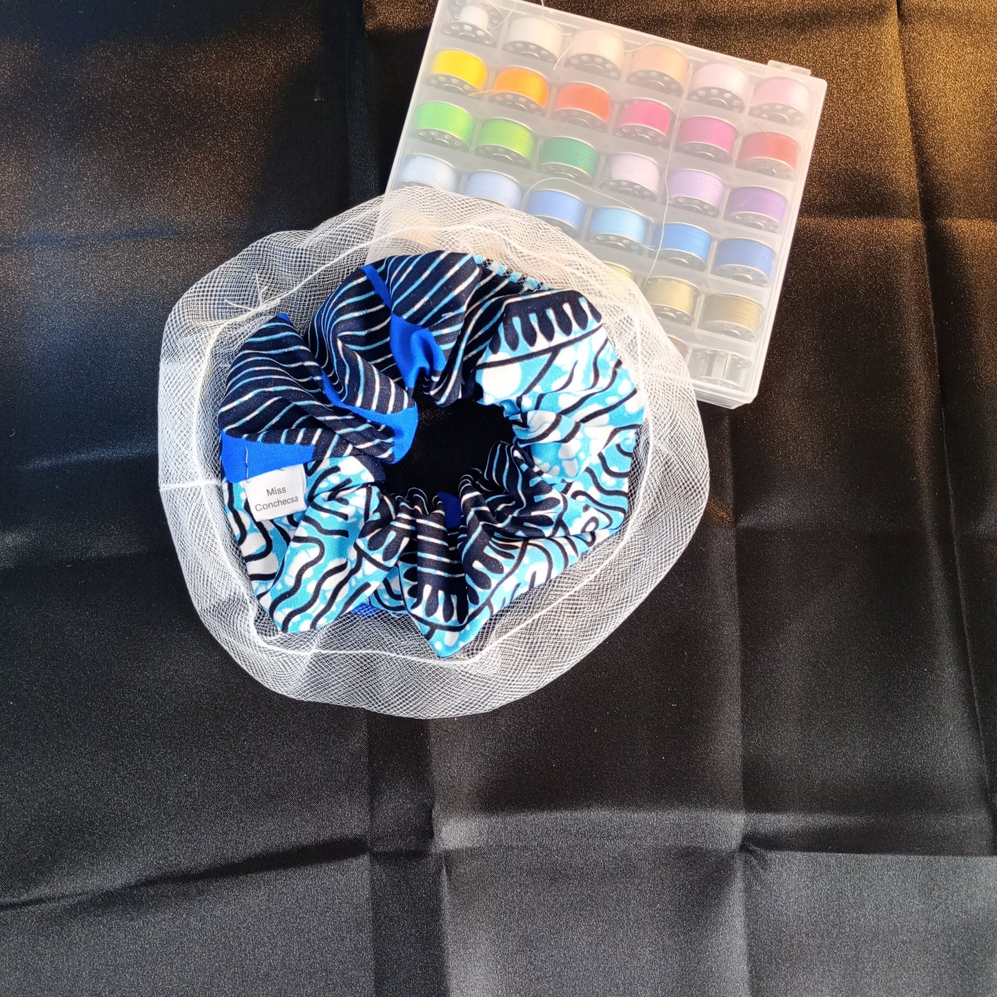 Ankara Scrunchie, African/ Alkebulan prints scrunchies, Ankara hair tie