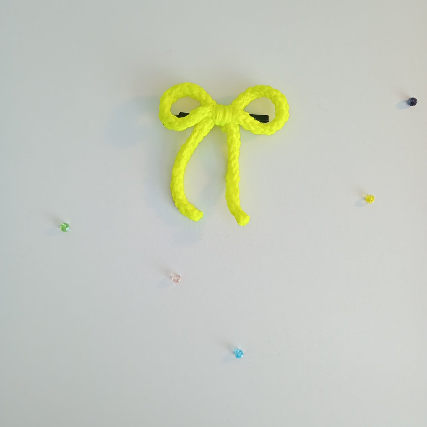 (Mini) String Crochet  Hair Bow with Clip.